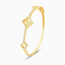 Kriti Sanon Golden Square Prism Signature Bracelet