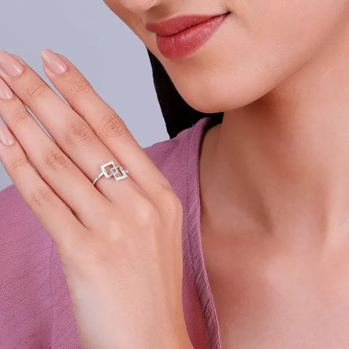 Kriti Sanon Silver Square Duo Ring
