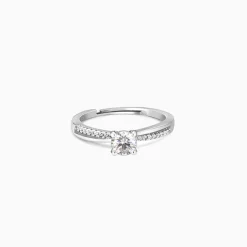 Kriti Sanon Silver Zircon Layered Ring