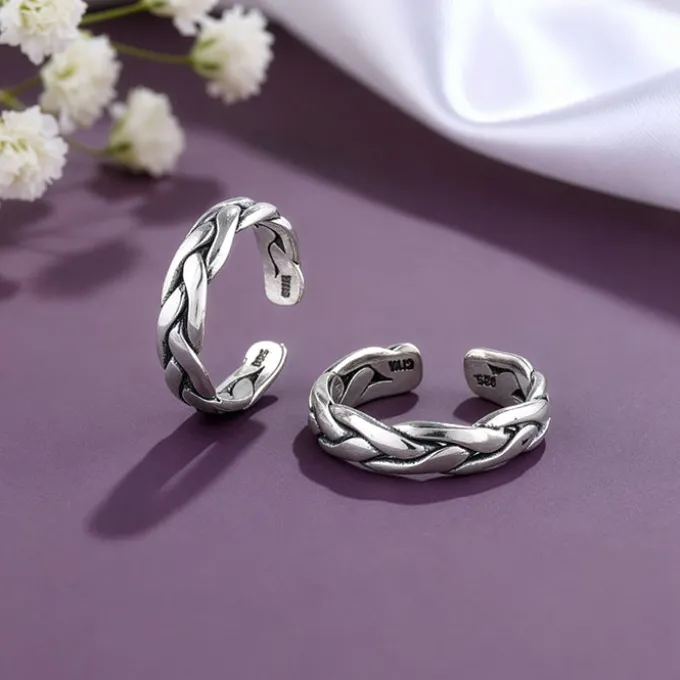 Oxidised Silver Aahana Toe Rings