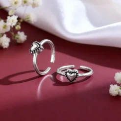 Oxidised Silver Ishika Toe Rings