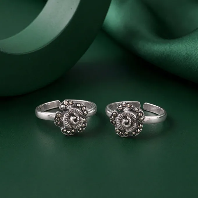 Oxidised Silver Nayra Toe Rings