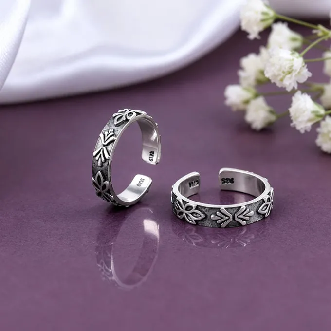 Oxidised Silver Saanvi Toe Rings