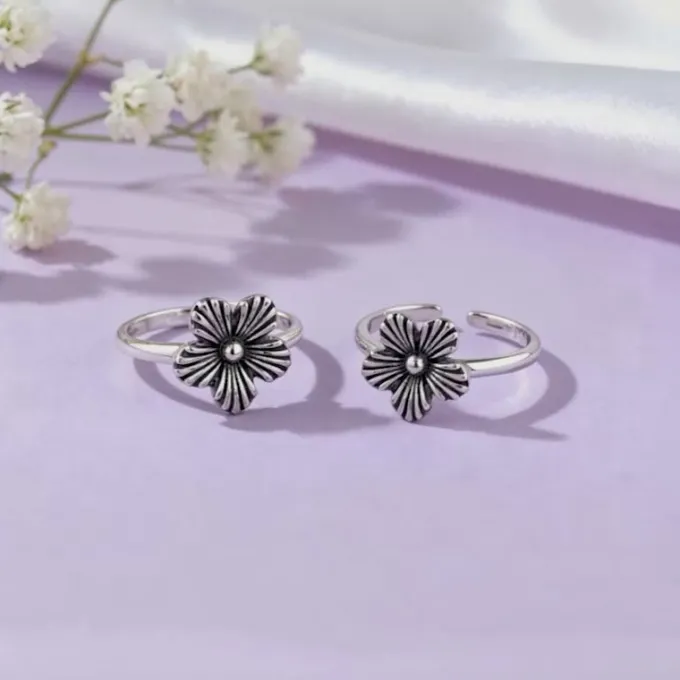 Oxidised Silver Yatika Toe Rings