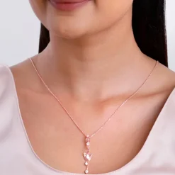 Rose Gold Charming Butterfly Pendant with Link Chain