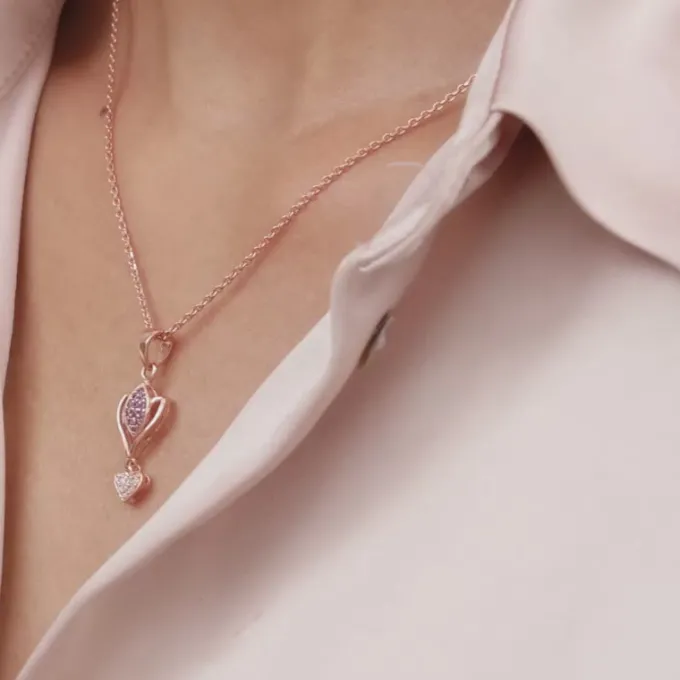 Rose Gold Crocus Elegance Pendant With Link Chain