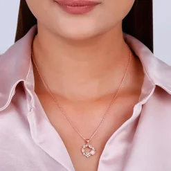 Rose Gold Drop Wreath Pendant With Link Chain