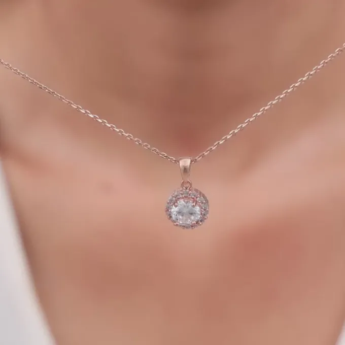 Rose Gold Eve Beauty Pendant With Link Chain