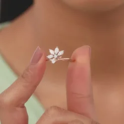 Rose Gold Floral Glam Lab Grown Diamond Ring