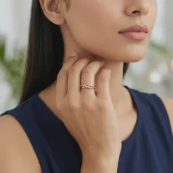 Rose Gold Heart Interlock Ring