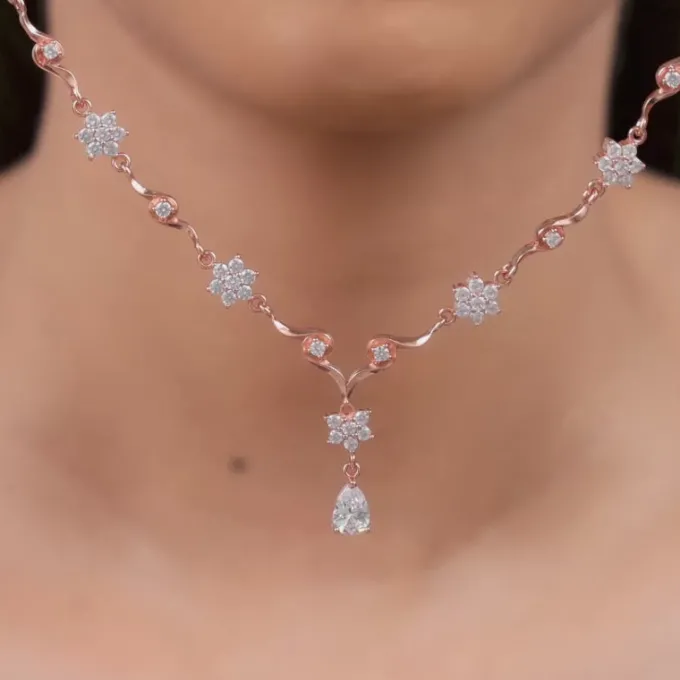 Rose Gold Hilary Necklace