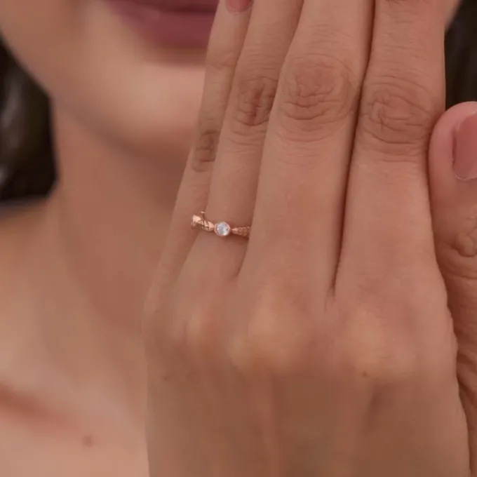 Rose Gold Leafy Zirconia Ring