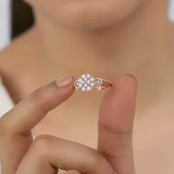 Rose Gold Nivara Diamond Ring