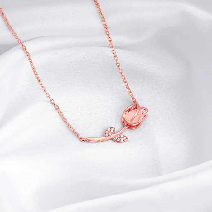 Rose Gold Pink Quartz Flower Necklace