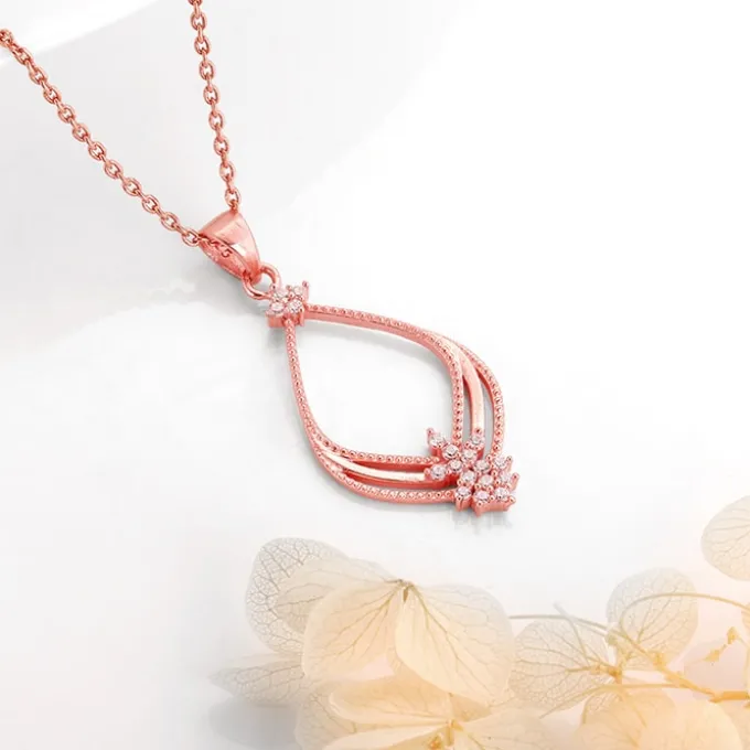 Rose Gold Princess Pendant With Link Chain