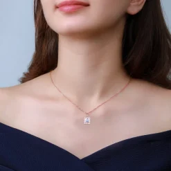 Rose Gold Snow White Pendant With Link Chain