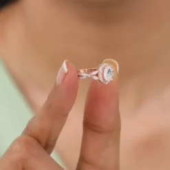 Rose Gold Wavy Oval Ring