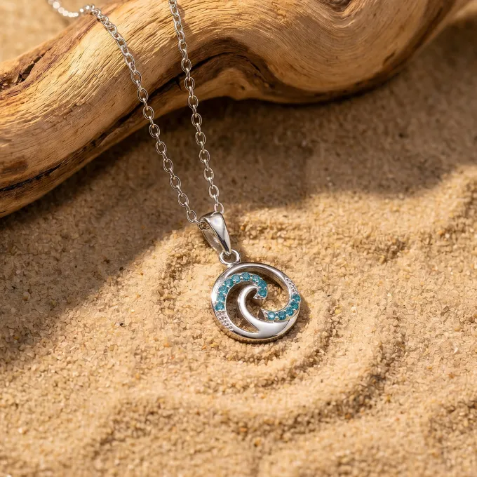 Silver Amphitrite Pendant with Link Chain