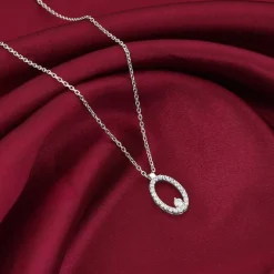 Silver Arena Pendant With Link Chain