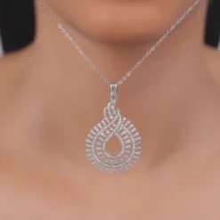 Silver Aurelia Pendant With Link Chain