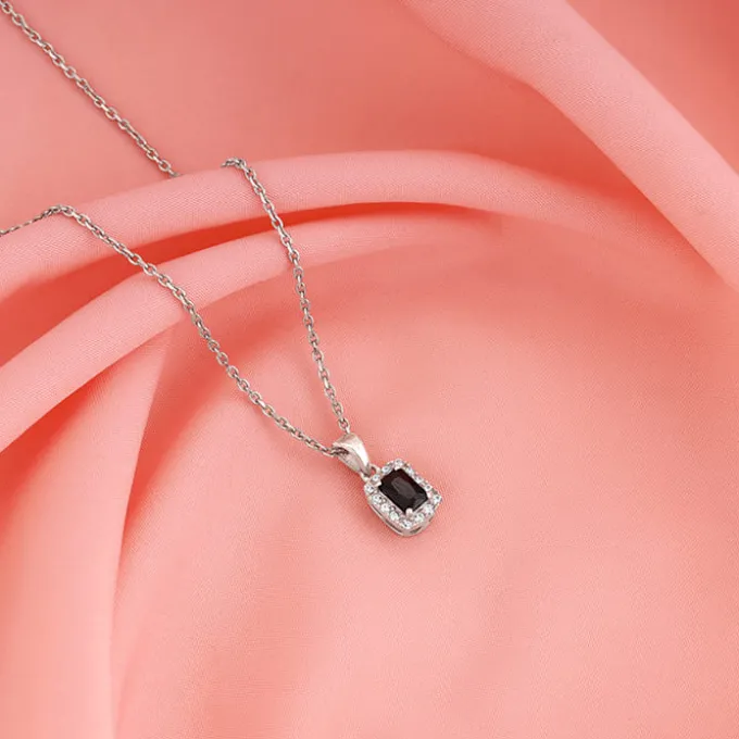 Silver Black Opulence Pendant With Link Chain