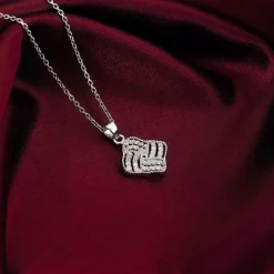Silver Chequer Rhombus Pendant With Link Chain