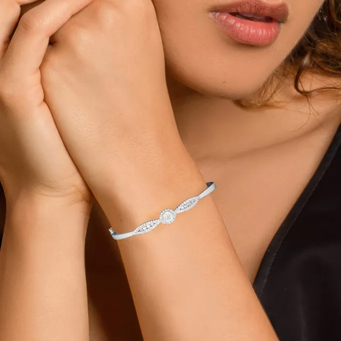 Silver Chic and Sparkly Bracelet
