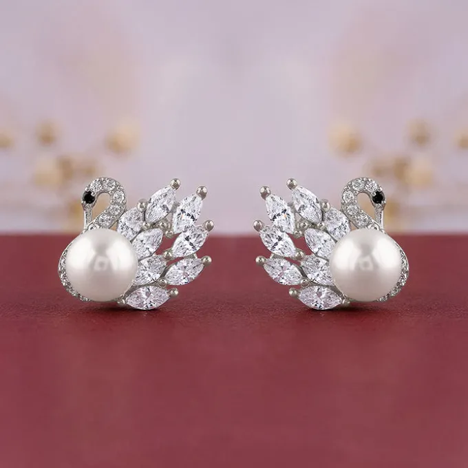 Silver Chloe Pearl Earrings