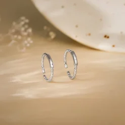 Silver Classic Shine Toe Rings