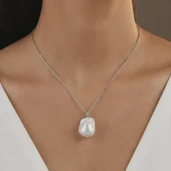 Silver Claudette Pearl Pendant with Link Chain