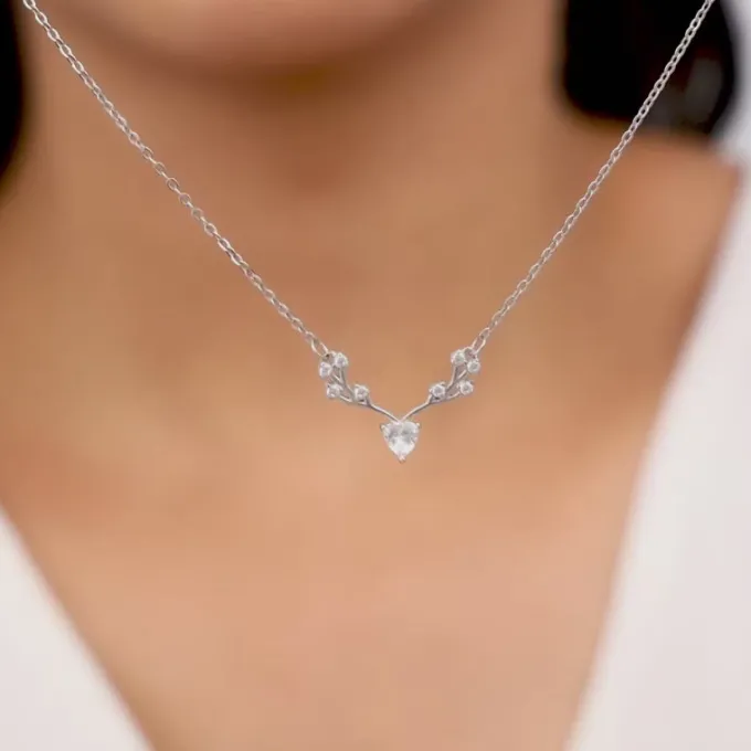 Silver Deer Heart Zircon Necklace