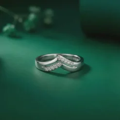 Silver Double Chevron Ring (Size 12)