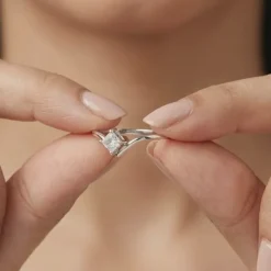 Silver Eterna Prism Ring (Size 12)