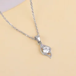 Silver Falling Dew Pendant With Link Chain