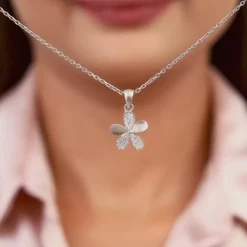 Silver Flower Pendant With Link Chain