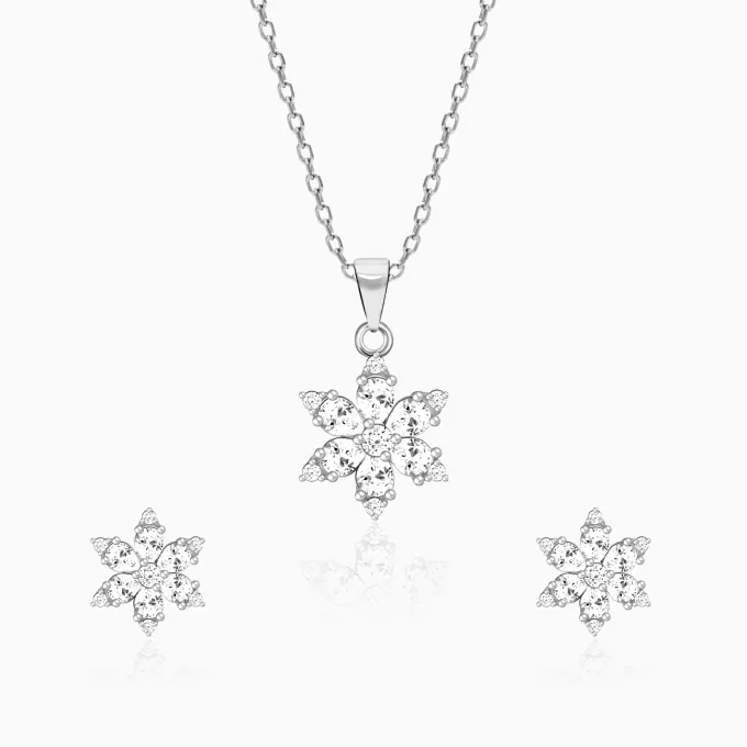 Silver Flowery Snowflake Pendant Set