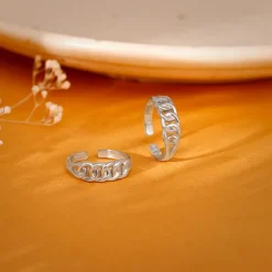 Silver Flowing Links Toe Rings