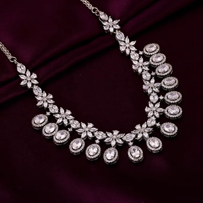Silver Gleaming Bridal Necklace