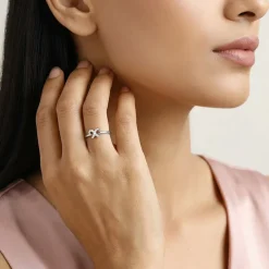 Silver Graceful Bow Ring