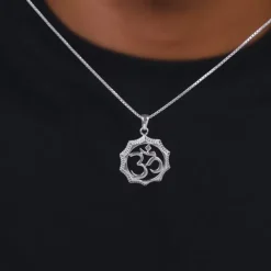 Silver Graceful Om Pendant With Box Chain For Him