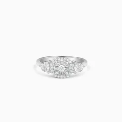 Silver Gracious Look Ring