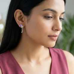 Silver Heartline Drift Earrings