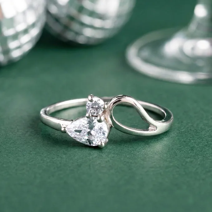 Silver Lean On Ring