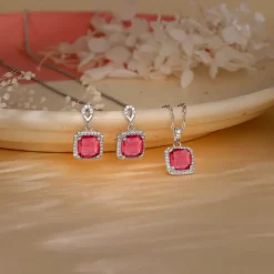 Silver Pink Square Set