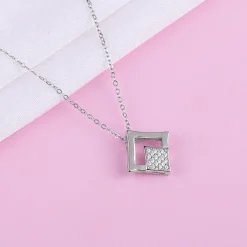 Silver Radiant Rhombus Pendant with Link Chain