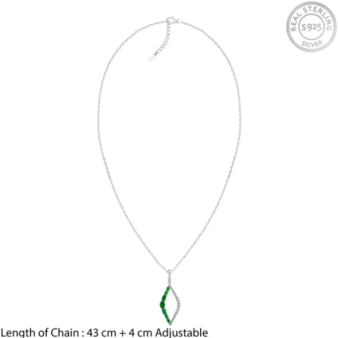 Silver Remarkable Pendant With Link Chain
