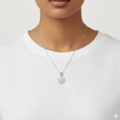 Silver Snowflake Pendant With Box Chain
