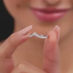 Silver Solid Shine Vanki Ring