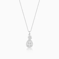 Silver Stark Beauty Pendant With Link Chain