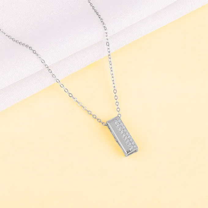 Silver Stellar Bar Pendant With Link Chain